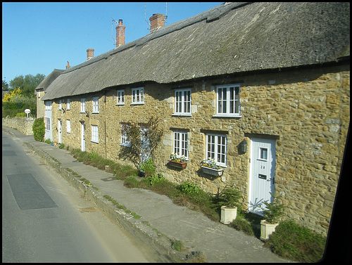 Abbotsbury cottages