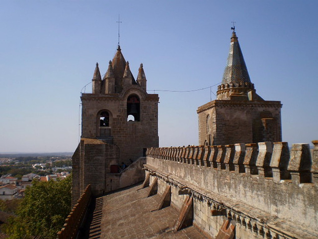 The towers' terrace of Évora Cathedral.