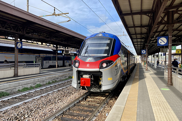 Modena 2021 – Local train to Bologna