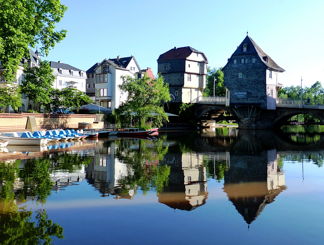 DE - Bad Kreuznach - Bridge Houses, reflecting in the water