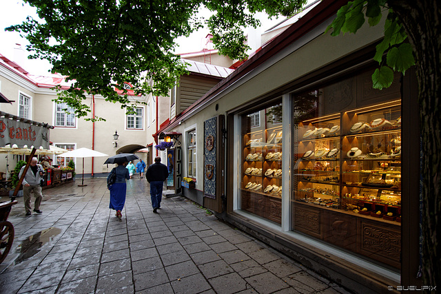 in den Gassen von Tallinn (© Buelipix)