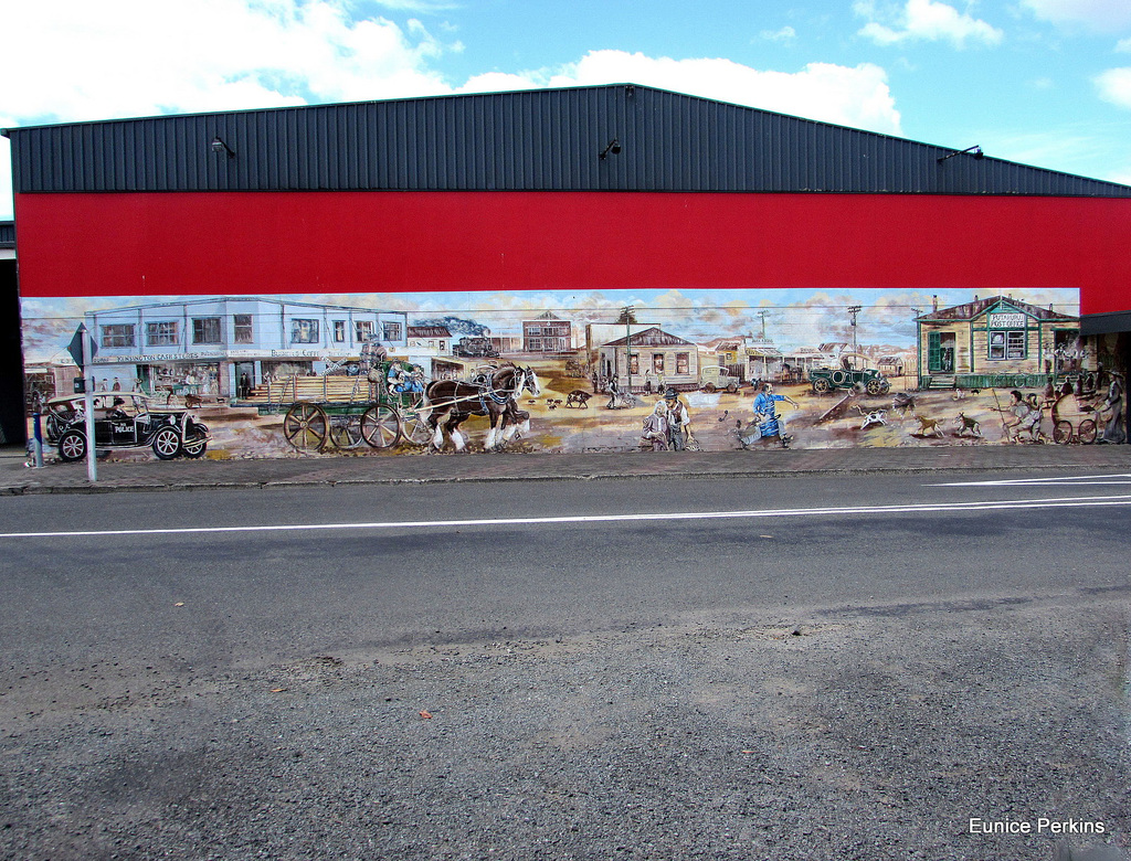 Mural in Putaruru, South Waikato.