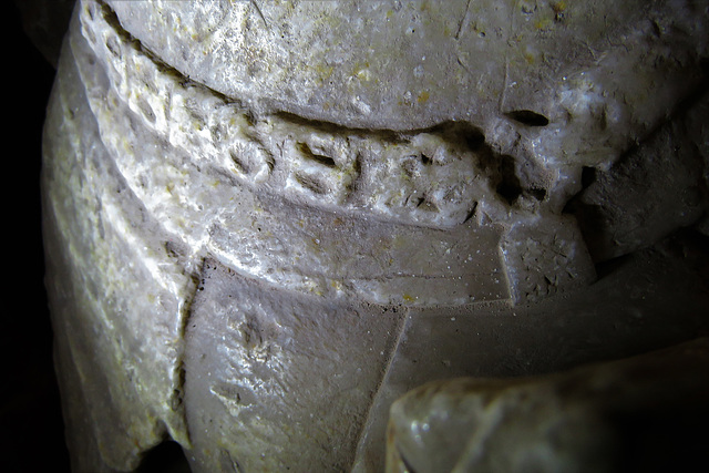 bredwardine church, herefs.,alabaster effigy of knight c.1450 wearing lancastrian ss collar