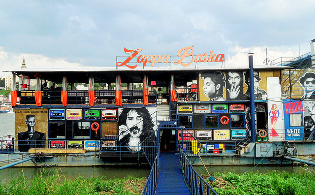 Zappa raft
