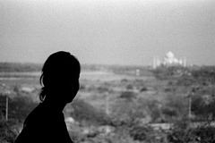 Silhouette portrait at the Agra Fort [Looking at the Taj Mahal]