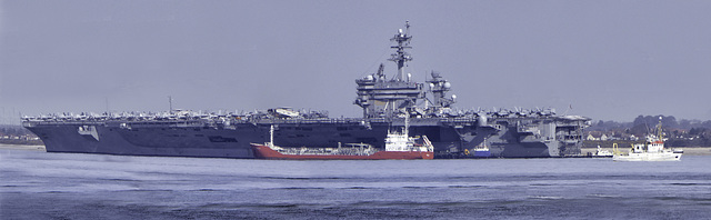 USS Theodore Roosevelt - panorama