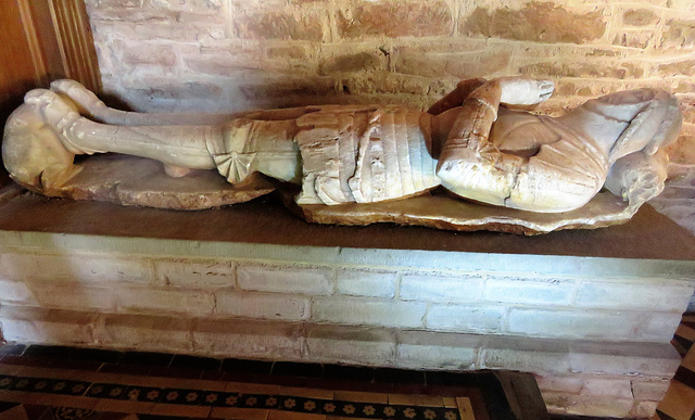 bredwardine church, herefs.alabaster tomb effigy of knight c.1450 wearing lancastrian ss collar