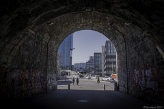 beim 'Viadukt' im Kreis 5 - Zürich (pls. view on black background) ___ (© Buelipix)