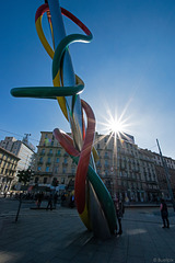 Popskulptur auf der Piazzale Cadorna (© Buelipix)