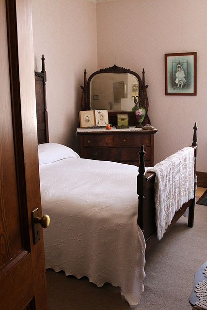 Bedroom to the past