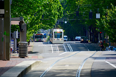 USA 2016 – Portland OR – Tram approaching