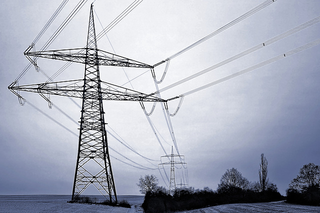 Hochspannung - High voltage Hochspannung - High voltage