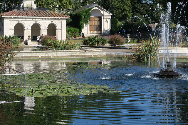 IMG 5946-001-Italian Gardens Fountain