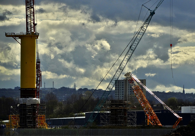 Cranes and Industry return to the Tyne