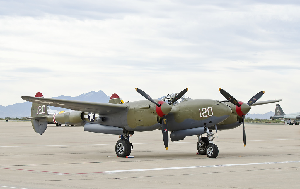 Lockheed P-38L Lightning N38TF