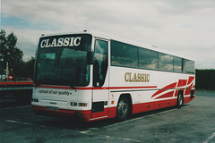Classic Coaches W875 UGY at Grantham Services – 19 Aug 2003 (513-09A)