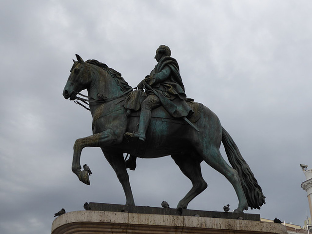 Estatua a Carlos III en Puerta del Sol