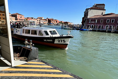 Venice 2022 – Murano – Arrival of the vaporetto