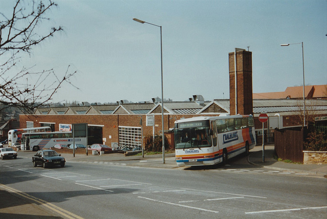 Stagecoach United Counties 157 (L157 JNH) leaving Kettering bus station – 13 Apr 1996 (307-7A)
