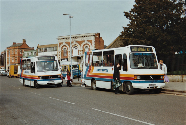 Stagecoach United Counties 342 (M342 DRP) and 337 (M337 DRP) in Kettering – 13 Apr 1996 (307-5A)
