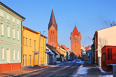 Barth, Dammtor (Feldseite) und Marienkirche