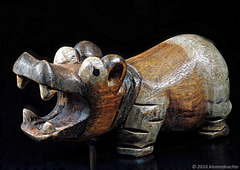 Hippo, Holz-Skulptur, lasiert, 2016