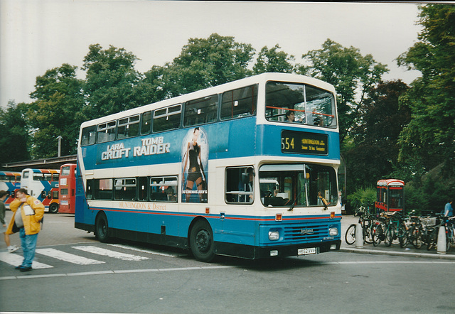 Huntingdon and District 72 (H652 VVV) in Cambridge - 6 Aug 2001