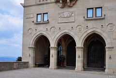 Regierungsgebäude von San Marino (© Buelipix)