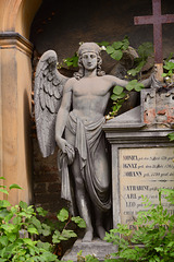 Prague 2019 – Olšany Cemetery – Angel