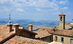 über den Dächern von San Marino (© Buelipix)