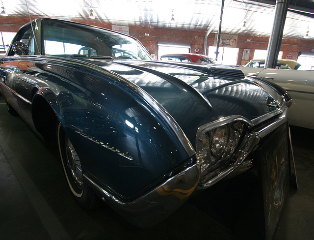1961 Thunderbird (5041)