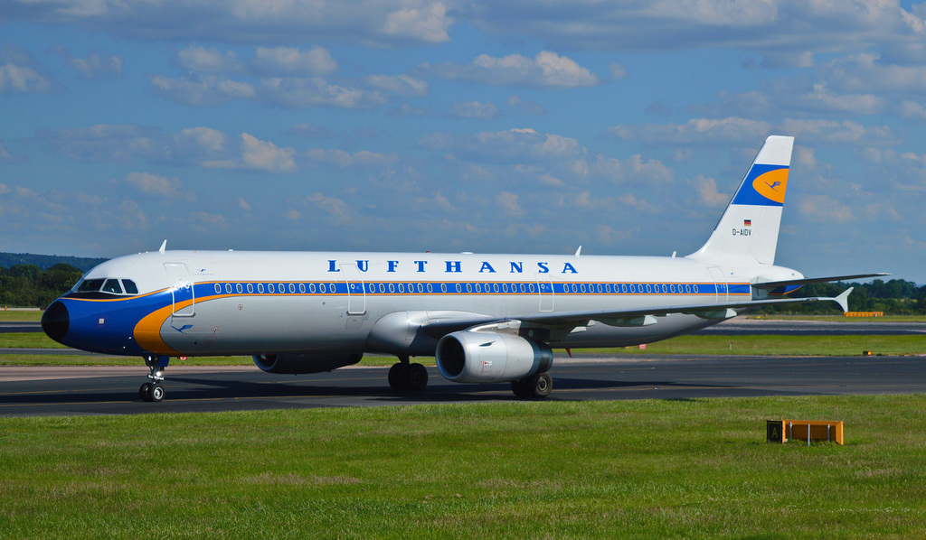 Lufthansa retro