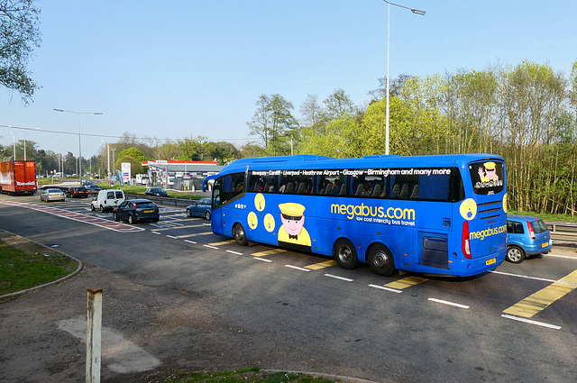 Freestones Coaches ME54 BUS (YT62 JBX) at Fiveways, Barton Mills - 22 Apr 2019 (P1010022)