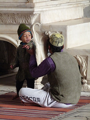 Delhi- Father and Son in the Jama Masjid