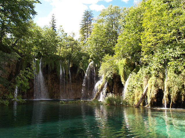Plitvička Jezera, Waterfalls