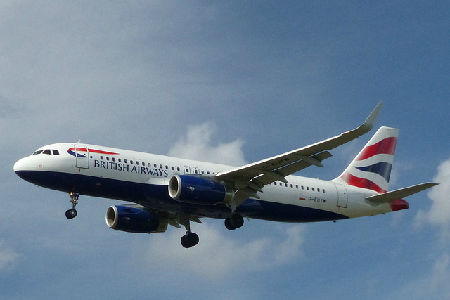 G-EUYW approaching Heathrow - 6 June 2015