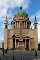 St. Nikolaikirche in Potsdam mit Obelisk (PiP)
