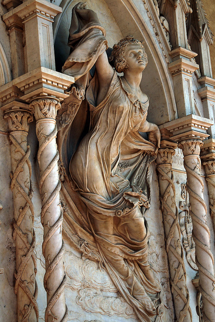 Oeuvre d'une grande finesse de Félicie Fauveau - Cloître de la Basilique Sainta Croce - Florence