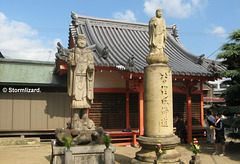 Sculptures at the Matsubara Hachiman Shrine 01