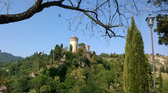 Brisighella (Blick vom Uhrturm auf die Festung Rocco Manfrediana)