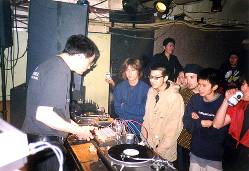 Stefan Beck Performing with turntables at Club Metro, Kyoto. --- Metro01
