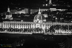 Hôtel-Dieu de Lyon par la nuit