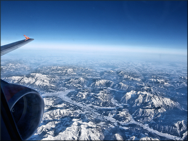 Survol des Alpes autrichiennes (A) 16 février 2010.