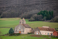 Sally (Saône et Loire) un hameau de Sigy-le-Chatel. Ancien prieuré clunisien et la ferme de son ex domaine agricole