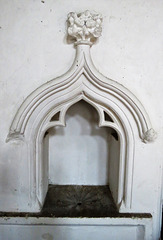 over church, cambs, south aisle piscina early c14