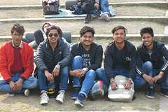 Etudiants, dans le "Garden of Dreams" (Kathmandu, Népal)