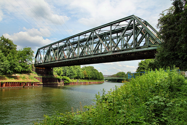 Eisenbahnbrücke über dem Rhein-Herne-Kanal (Essen-Dellwig) / 9.06.2019