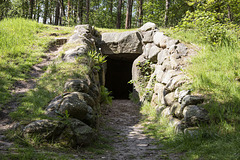 Rekonstruiertes Hünengrab bei Gross Berssen (Nr VII)