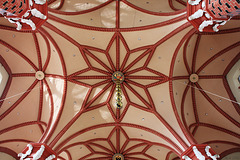 Ludwigslust, Katholische Pfarrkirche St. Helena und St. Andreas, Deckengewölbe