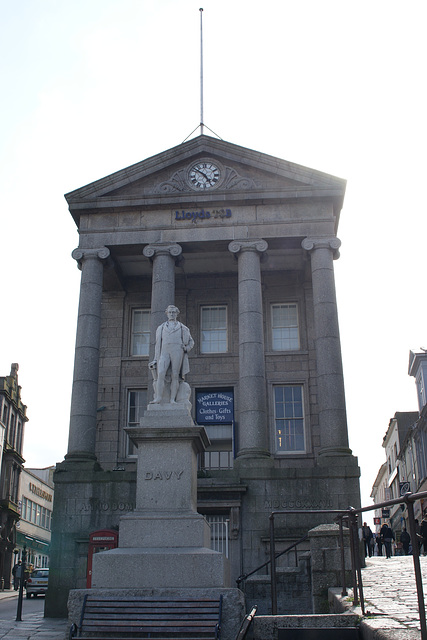 Sir Humphry Davy Statue